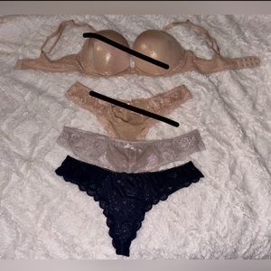 VS 2x Matching Thongs Bundle